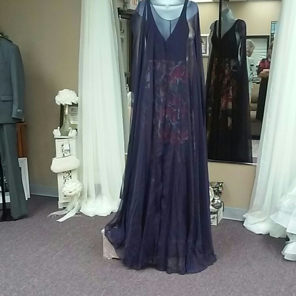 Prom dress - Picture 6 of 8